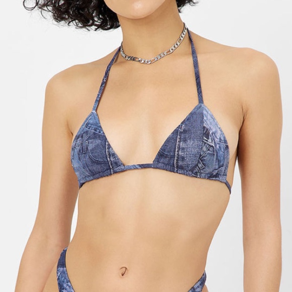 Frankie’s bikinis Phillipa Triangle Bikini Top